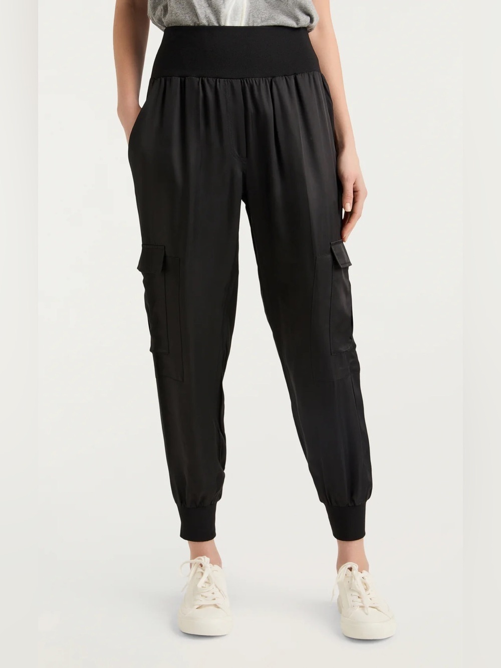 Cinq a Sept Giles Pants in black Size Medium Cargo Pull On Elasticized Waist